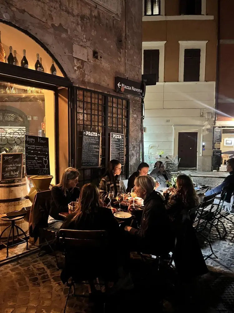 Cena de grupo cerca de Piazza Navona
